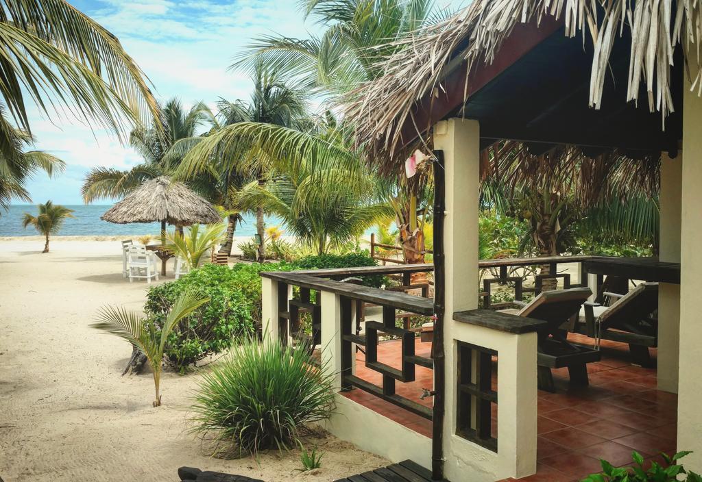 Caribbean Beach Cabanas Placencia Esterno foto